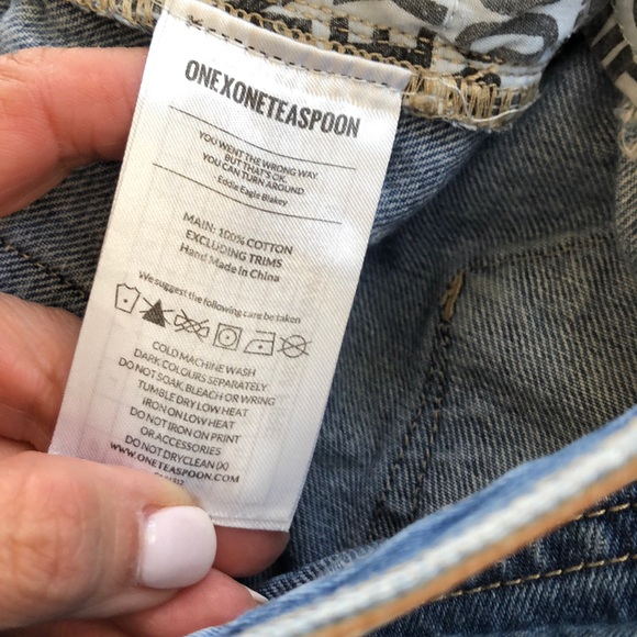 One teaspoon, one X denim shorts, size 24 - Picture 5 of 7